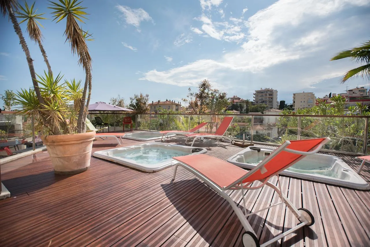**** Hotel Residence Excelsuites Cannes France