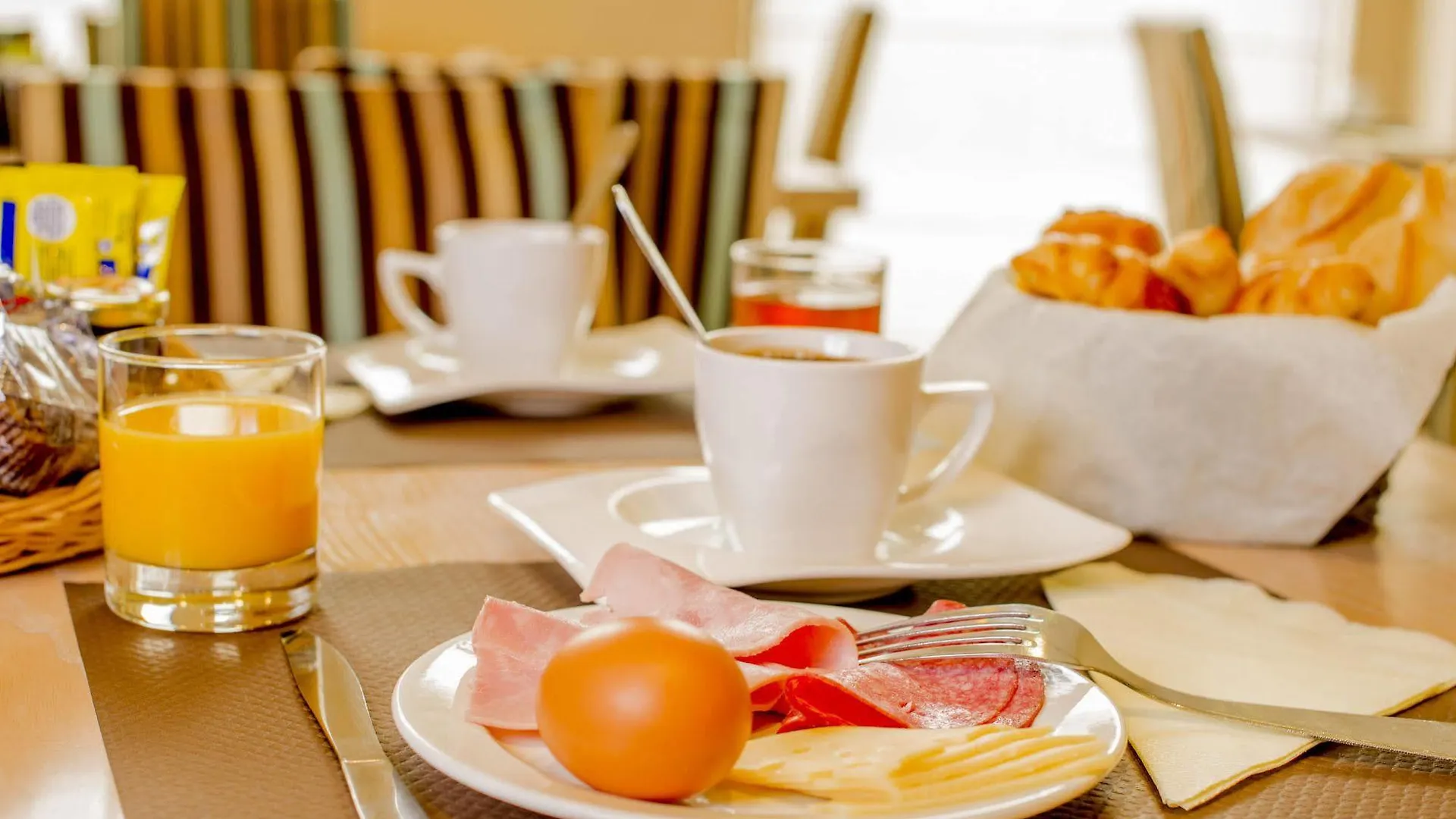 **** Hotel Residence Excelsuites Cannes France